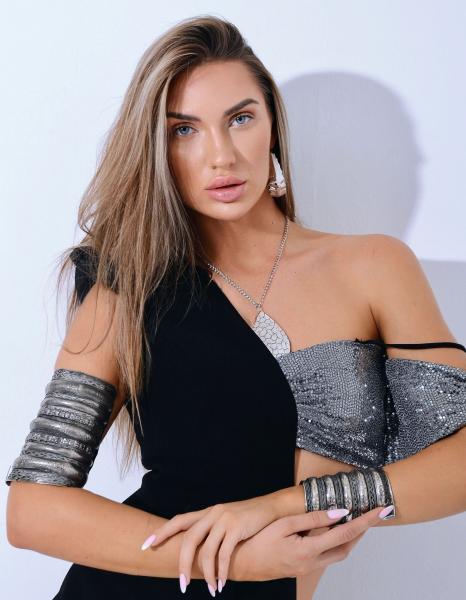 Model Photo Placeholder