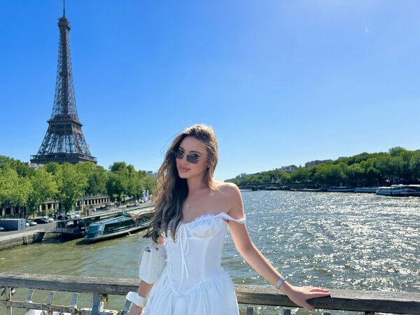 Model Photo Placeholder