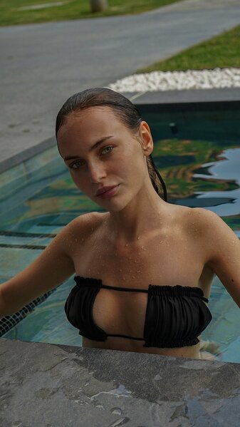 Model Photo Placeholder