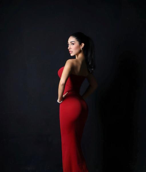 Model Photo Placeholder
