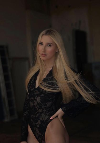 Model Photo Placeholder