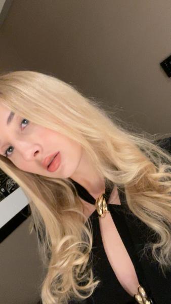 Model Photo Placeholder