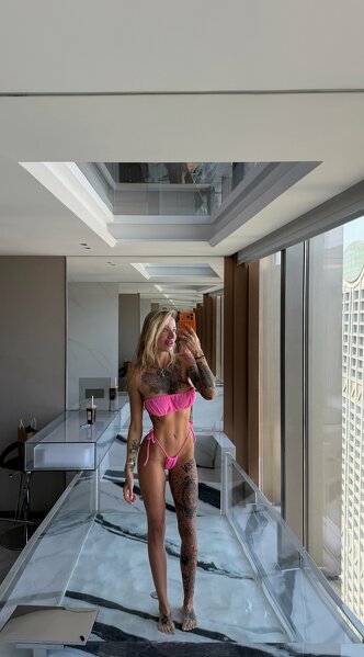 Model Photo Placeholder