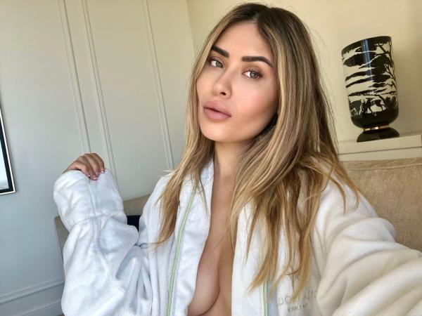 Model Photo Placeholder