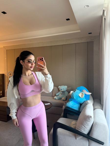 Model Photo Placeholder