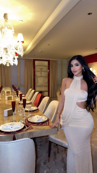 Model Photo Placeholder