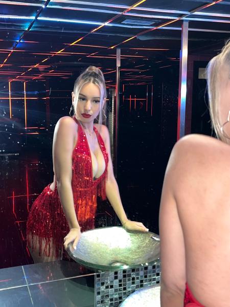 Model Photo Placeholder